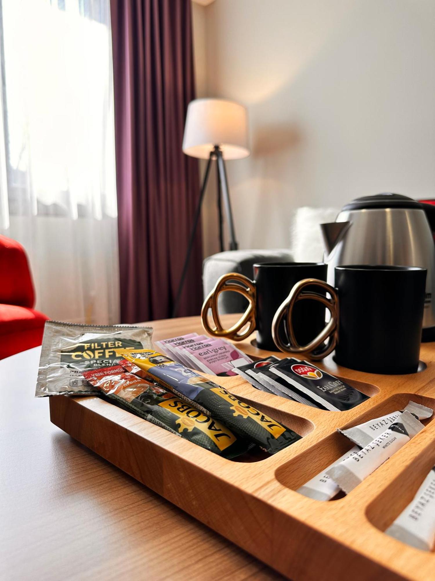 Frezya - Exclusively Woman Hotell Istanbul Exteriör bild