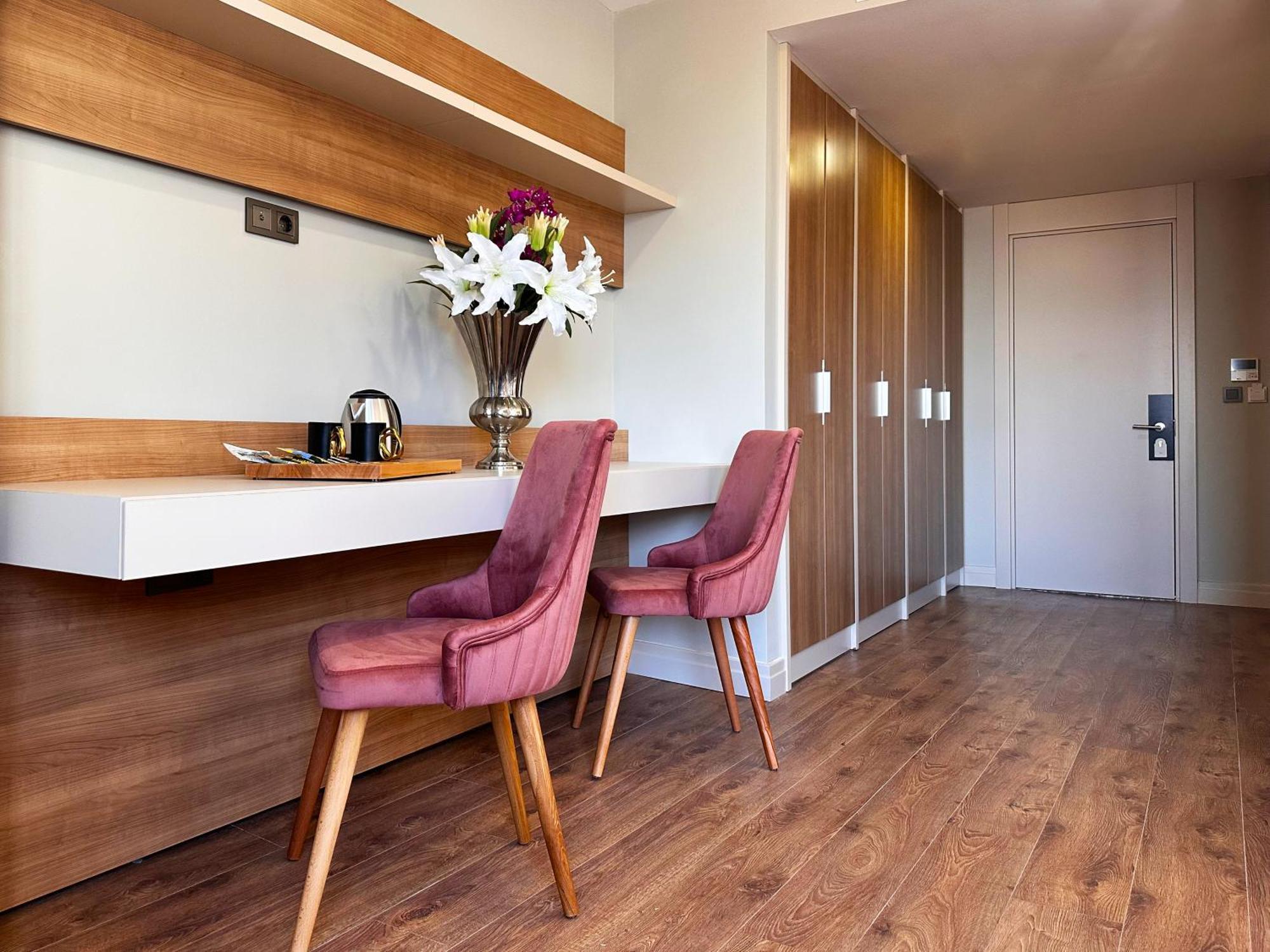 Frezya - Exclusively Woman Hotell Istanbul Exteriör bild